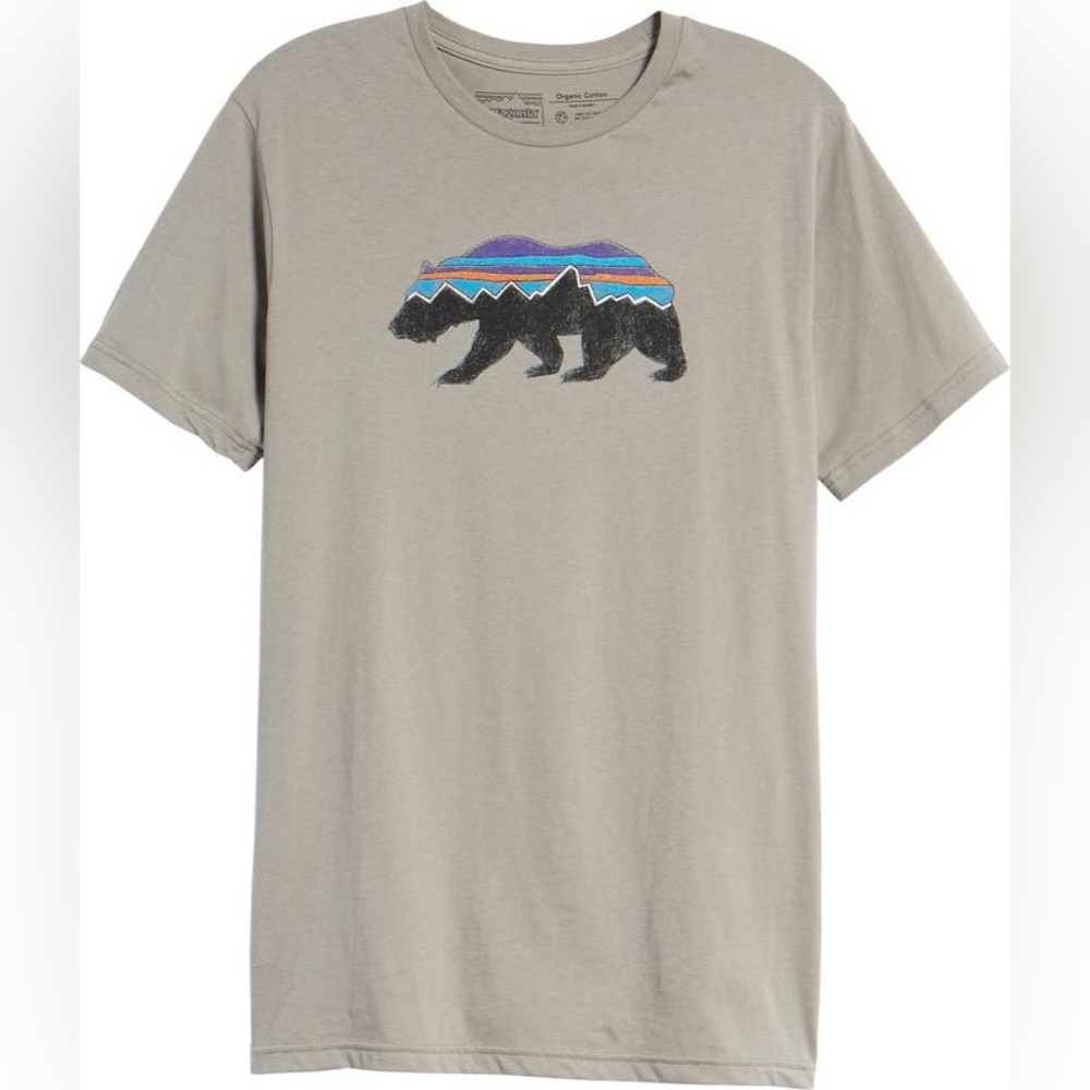 Patagonia 100% organic cotton grey bear unisex t-shirt size small
